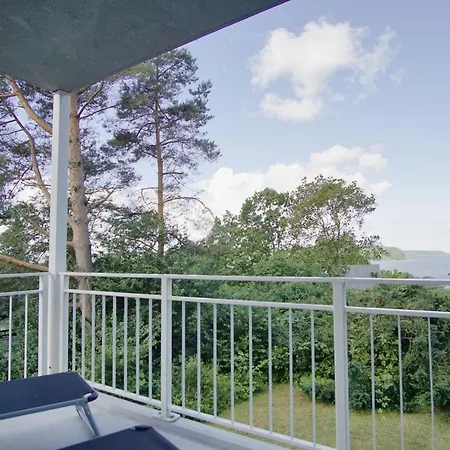 Apartment Moderne Mit Kamin, Balkon - Ferienresidenz Zwei Bodden Fewo111